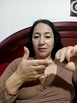 emilypoppy3 online show from September 2025 02:15:02 AM