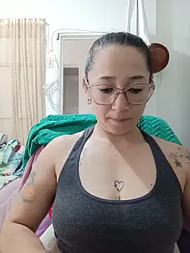 emilypoppy3 online show from June 2026 07:02:02 PM