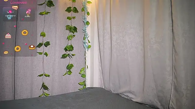 IsabellaFerreiraa online show from December 2024 05:37:01 AM