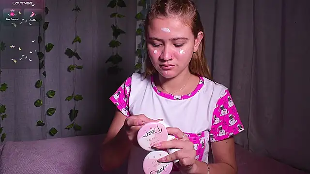 IsabellaFerreiraa online show from December 2024 01:32:02 PM