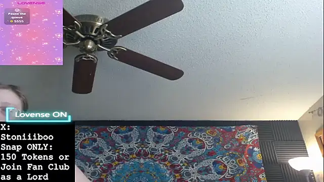 Stoniiiboo online show from March 2026 01:11:02 PM