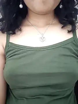 Snapshot of Angleannie chatting on October 2025 01:41:02 PM Angleannie online show from October 2025 01:41:02 PM