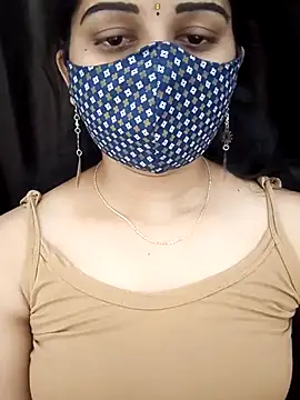 Angleannie online show from November 2025 07:14:01 PM