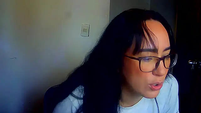 brittanycheeks online show from February 2025 02:34:02 PM