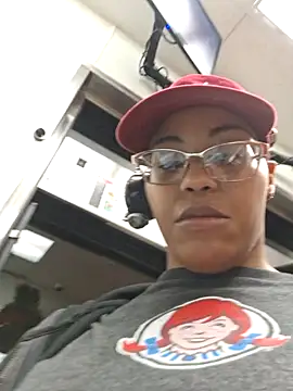 Snapshot of samone9 chatting on December 2024 02:45:02 AM samone9 online show from December 2024 02:45:02 AM