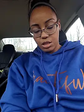 Snapshot of samone9 chatting on March 2025 10:16:01 PM samone9 online show from March 2025 10:16:01 PM