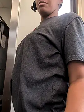 samone9 online show from April 2026 05:28:01 PM