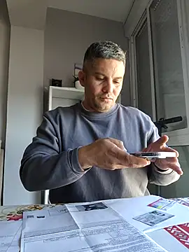 Snapshot of antonioM84 chatting on February 2025 04:25:01 PM antonioM84 online show from February 2025 04:25:01 PM