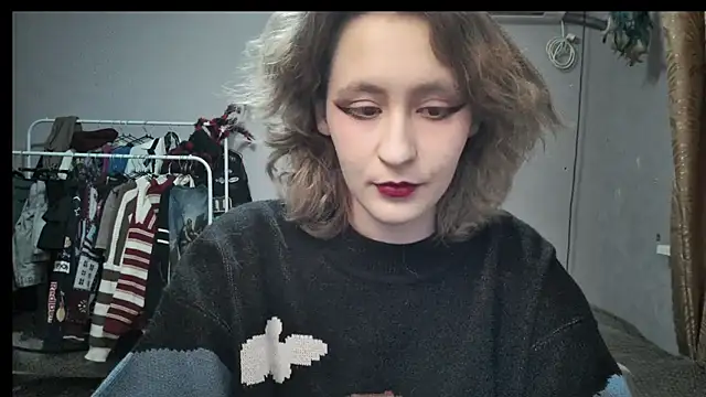 Snapshot of JoannaTompson chatting on December 2024 04:47:01 PM JoannaTompson online show from December 2024 04:47:01 PM