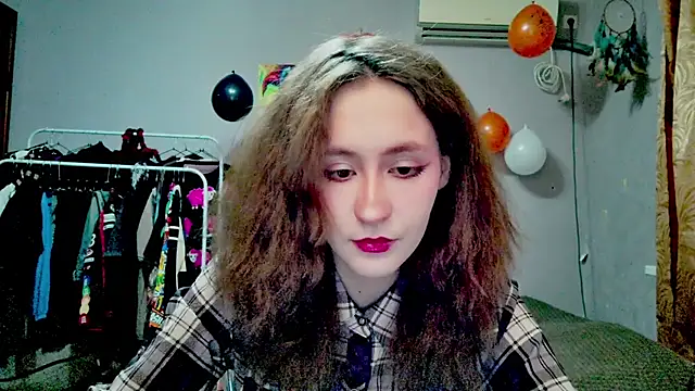 Snapshot of JoannaTompson chatting on October 2025 12:40:02 AM JoannaTompson online show from October 2025 12:40:02 AM