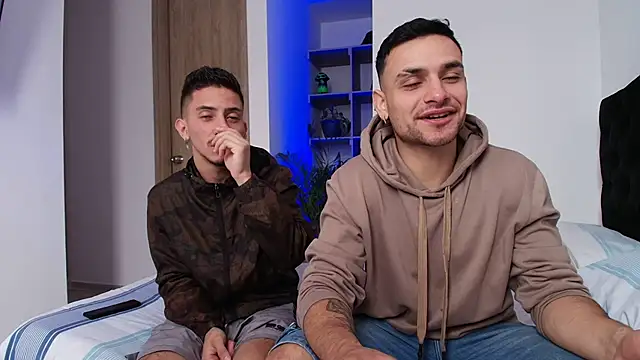 Aron-santoro online show from December 2025 03:09:02 PM