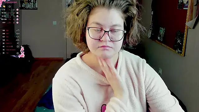 Sashy Way online show from March 2025 01:21:01 PM