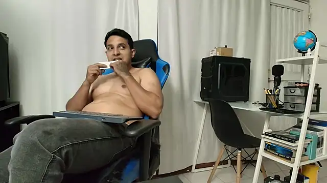 hott dicks online show from May 2026 10:59:02 PM
