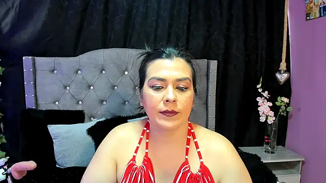 Snapshot of martina_foxy_ chatting on February 2025 12:27:02 PM martina foxy online show from February 2025 12:27:02 PM