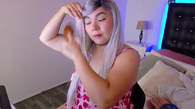 Snapshot of Cuckold_lover69 chatting on December 2024 04:01:02 AM Cuckold lover69 online show from December 2024 04:01:02 AM