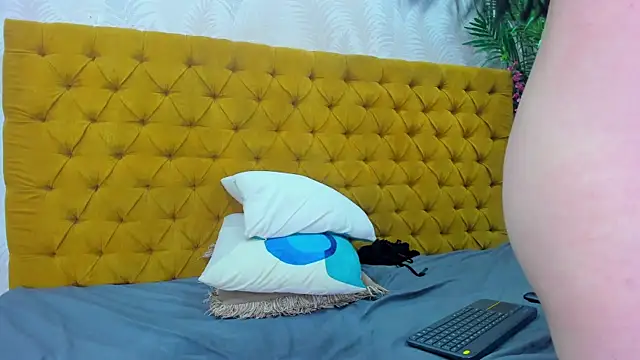 Ammy Connor1 online show from November 2025 08:03:02 AM