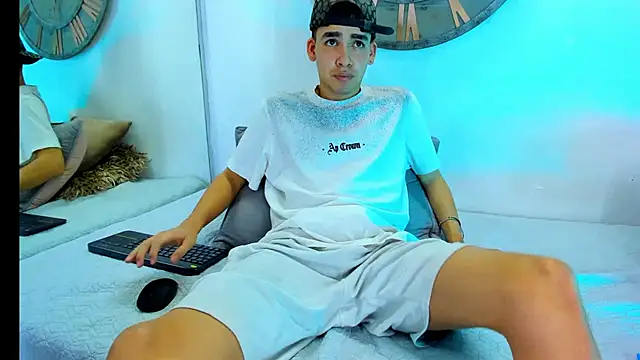 Mike 0233  online show from February 2025 07:13:02 AM