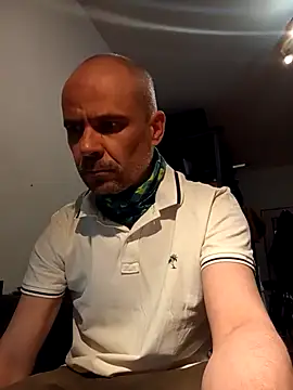 Snapshot of Franc113 chatting on March 2026 11:21:02 PM Franc113 online show from March 2026 11:21:02 PM