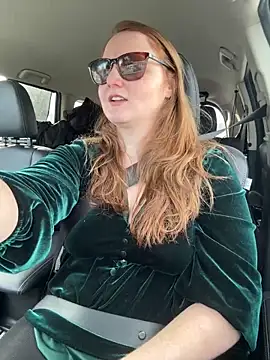 GingerSnap33 online show from February 2025 11:06:01 PM