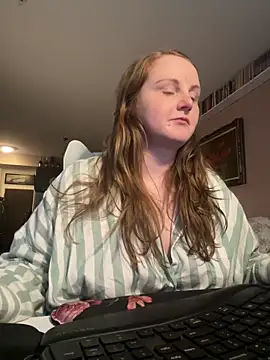 GingerSnap33 online show from March 2025 12:21:01 AM