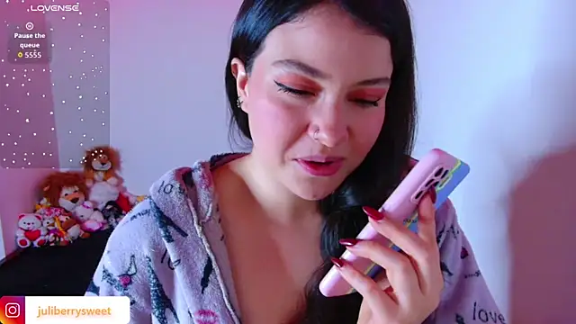 juli05star20 online show from November 2025 01:37:01 AM