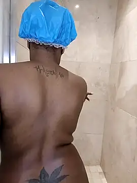 Snapshot of Puneee_Lucee chatting on January 2025 11:32:01 AM Puneee Lucee online show from January 2025 11:32:01 AM