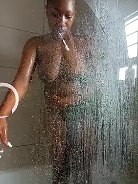 Snapshot of Puneee_Lucee chatting on January 2025 03:14:02 PM Puneee Lucee online show from January 2025 03:14:02 PM