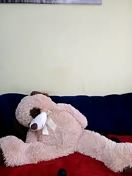 Snapshot of Puneee_Lucee chatting on February 2025 12:00:02 PM Puneee Lucee online show from February 2025 12:00:02 PM