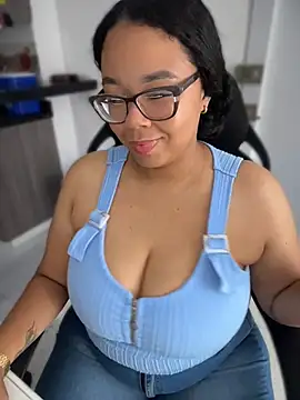 XMara online show from April 2026 02:57:01 PM