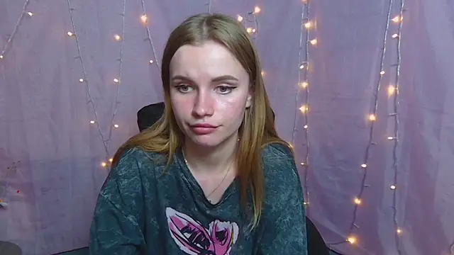 Snapshot of MargaritaKiss chatting on May 2026 07:55:02 PM MargaritaKiss online show from May 2026 07:55:02 PM