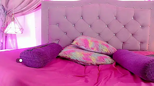 Snapshot of SexyJuliii21 chatting on January 2025 05:47:02 AM SexyJuliii21 online show from January 2025 05:47:02 AM