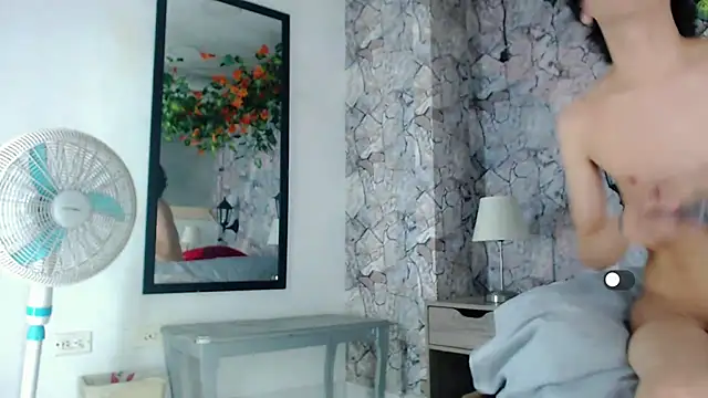 Snapshot of SexyJuliii21 chatting on February 2025 12:00:01 PM SexyJuliii21 online show from February 2025 12:00:01 PM