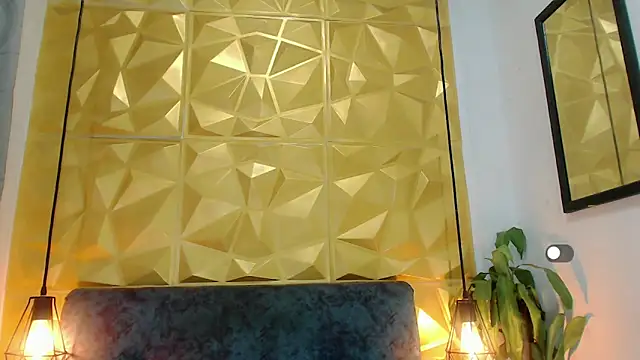 Snapshot of SexyJuliii21 chatting on February 2025 05:25:01 AM SexyJuliii21 online show from February 2025 05:25:01 AM