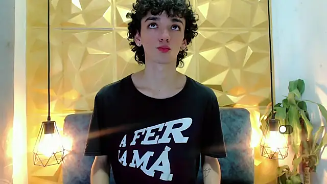 Snapshot of SexyJuliii21 chatting on February 2025 06:45:02 AM SexyJuliii21 online show from February 2025 06:45:02 AM