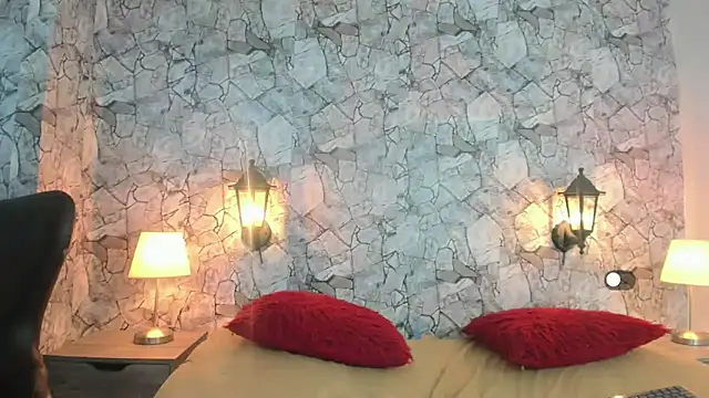 Snapshot of SexyJuliii21 chatting on March 2025 05:33:01 AM SexyJuliii21 online show from March 2025 05:33:01 AM