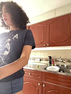 thaliacollins online show from March 2025 02:52:02 PM