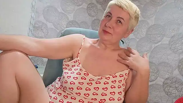 NicoleOlla online show from February 2026 02:48:02 PM