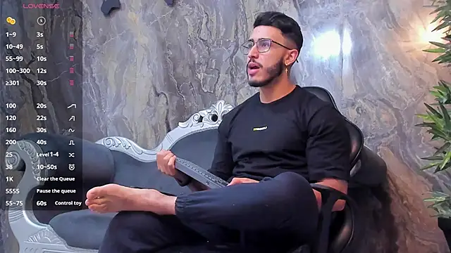 Liam Kleiin online show from February 2025 11:44:02 AM