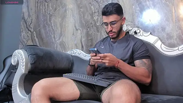 Liam Kleiin online show from February 2025 11:44:02 AM