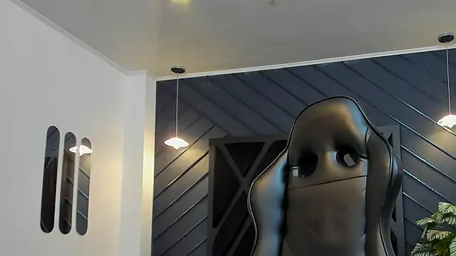 Liam Kleiin online show from November 2025 11:23:02 AM