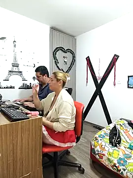 hotandfierylatinos2023 online show from March 2025 10:17:01 AM