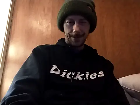 elmerfuddin87 online show from December 2025 03:47:01 AM