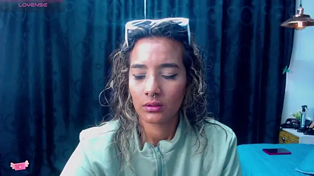 megan collins96 online show from January 2025 07:53:02 PM