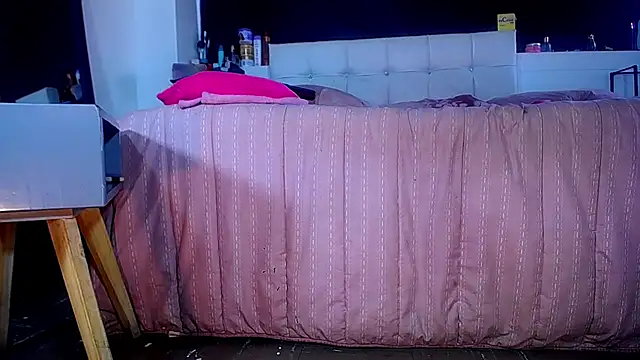 Snapshot of bellatrixx_69 chatting on October 2025 11:30:01 AM bellatrixx 69 online show from October 2025 11:30:01 AM