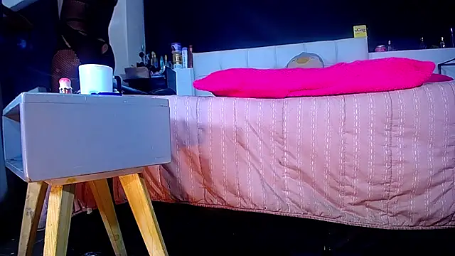 Snapshot of bellatrixx_69 chatting on October 2025 10:37:02 AM bellatrixx 69 online show from October 2025 10:37:02 AM