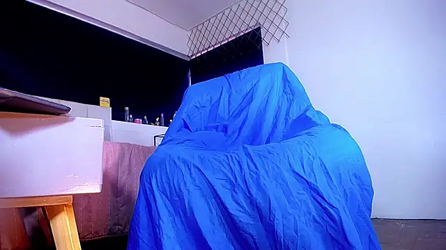 Snapshot of bellatrixx_69 chatting on October 2025 11:25:01 AM bellatrixx 69 online show from October 2025 11:25:01 AM