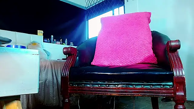 Snapshot of bellatrixx_69 chatting on January 2026 11:45:02 AM bellatrixx 69 online show from January 2026 11:45:02 AM