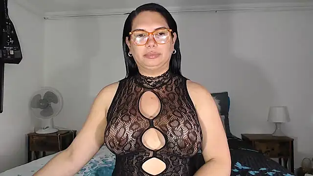 Snapshot of flowerdirtty chatting on June 2026 08:56:02 PM flowerdirtty online show from June 2026 08:56:02 PM