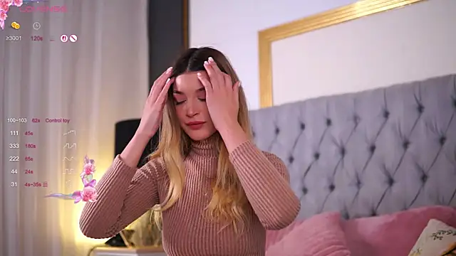 EvaWarenn online show from October 2025 03:40:01 AM