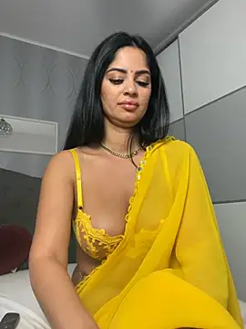 Snapshot of _adelle chatting on July 2026 11:25:01 AM adelle online show from July 2026 11:25:01 AM